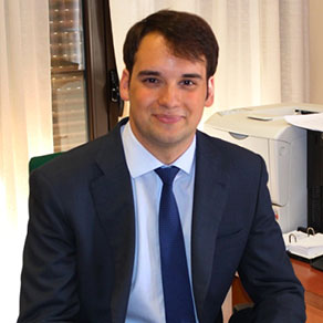 Neobir Fro, Business Lawyer